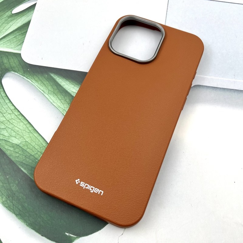  قاب گوشی iPhone 16 Pro Max آیفون spigen سیلیکونی طرح چرم لنز کروم Slim عسلی 